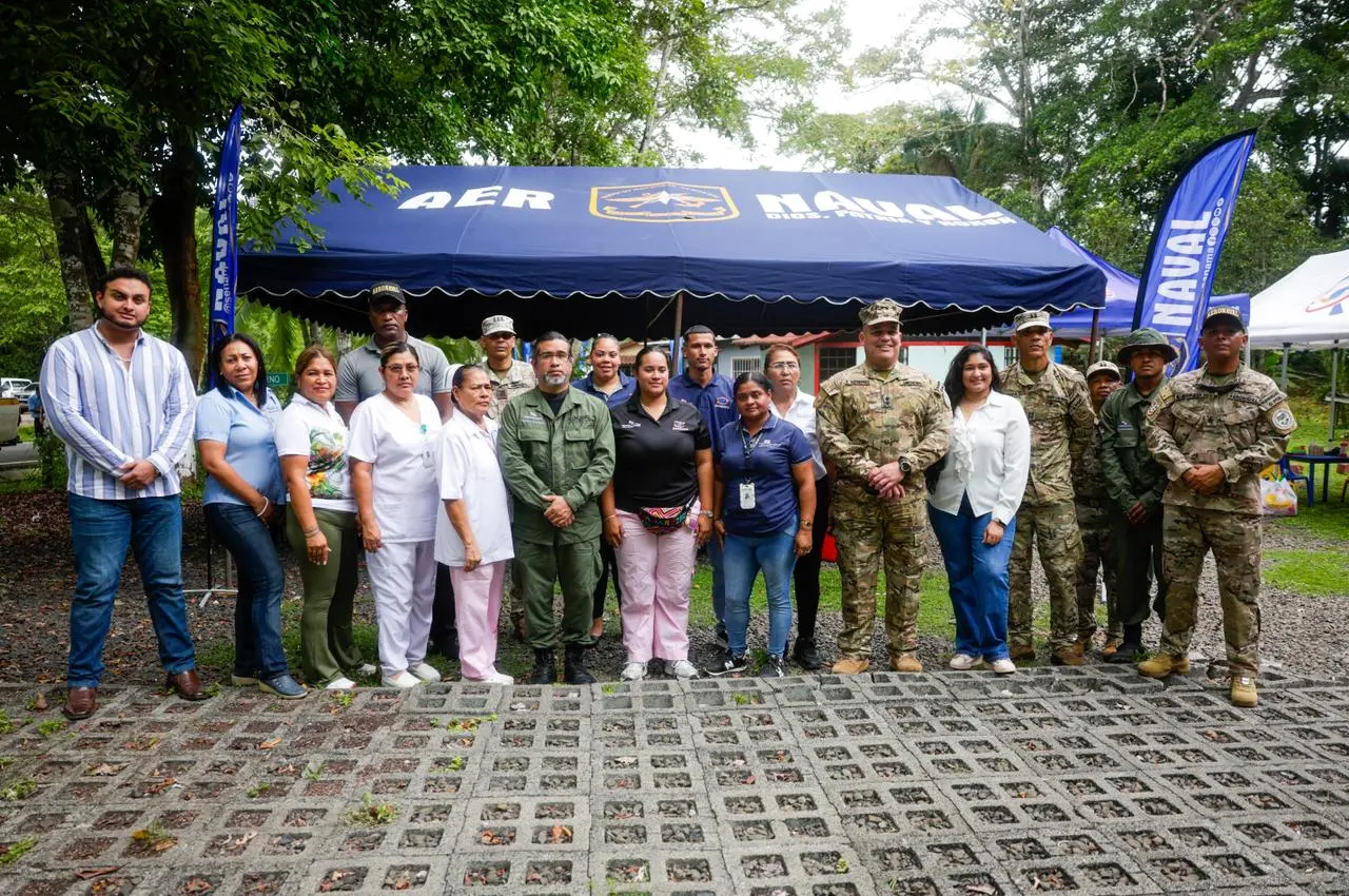 La LNB se trasladó a Caimitillo, Panamá Norte, para beneficiar a más de 50 personas, que recibieron ayudas para sus hogares y que mejorarán su calidad de vida.   Estos aportes, valorados en más de 5300.00 balboas, se hicieron posible gracias a la Dirección de Desarrollo Social y Cultural, coordinada por Keyleen Santos y Eric Vergara.